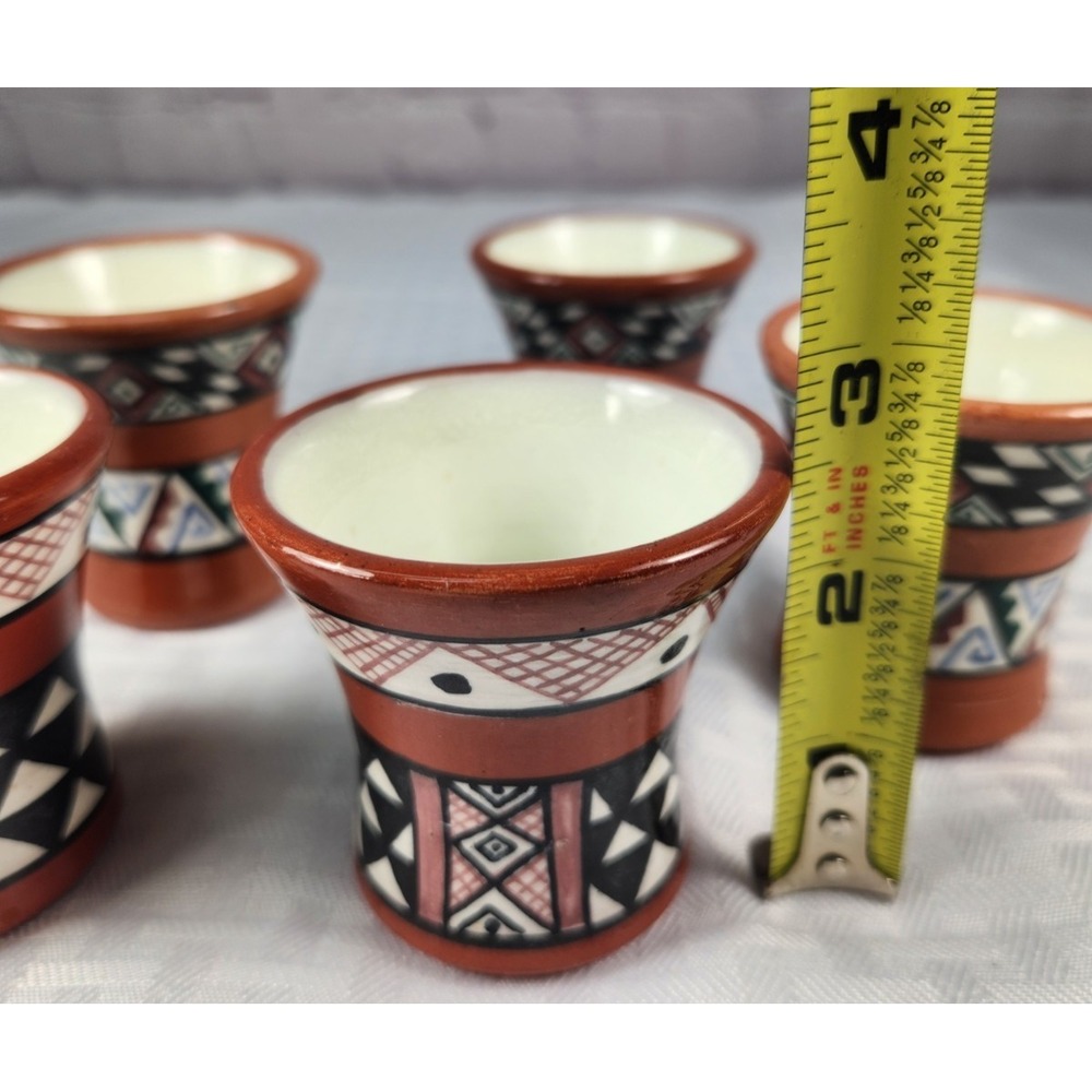 5 SIGNED Hand Painted Peruvian Pottery Cups Ruiz Caro 2-1/4", Folk Art Geometric - Picture 4 of 5